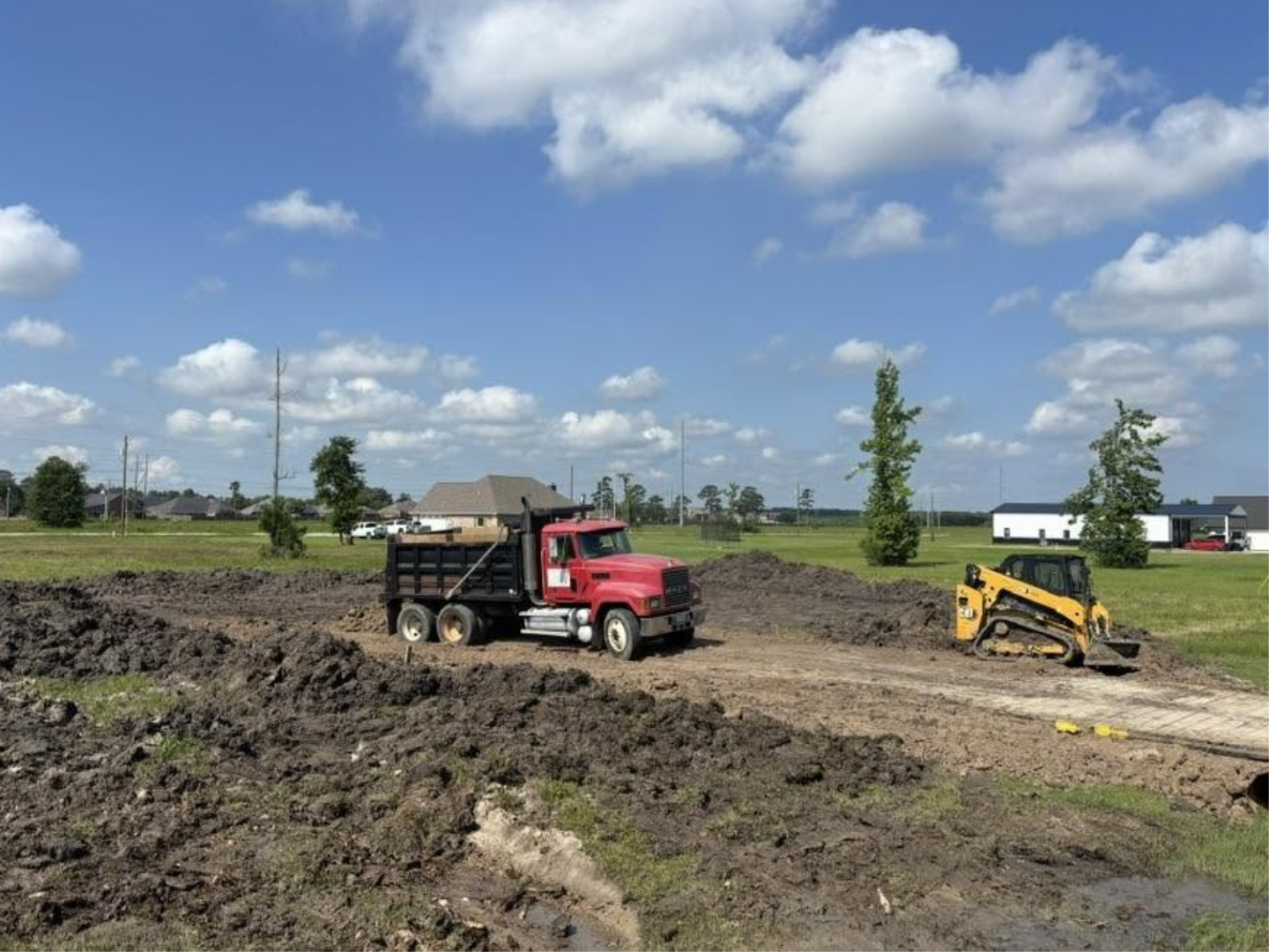 Claybar Construction Dump Truck Services